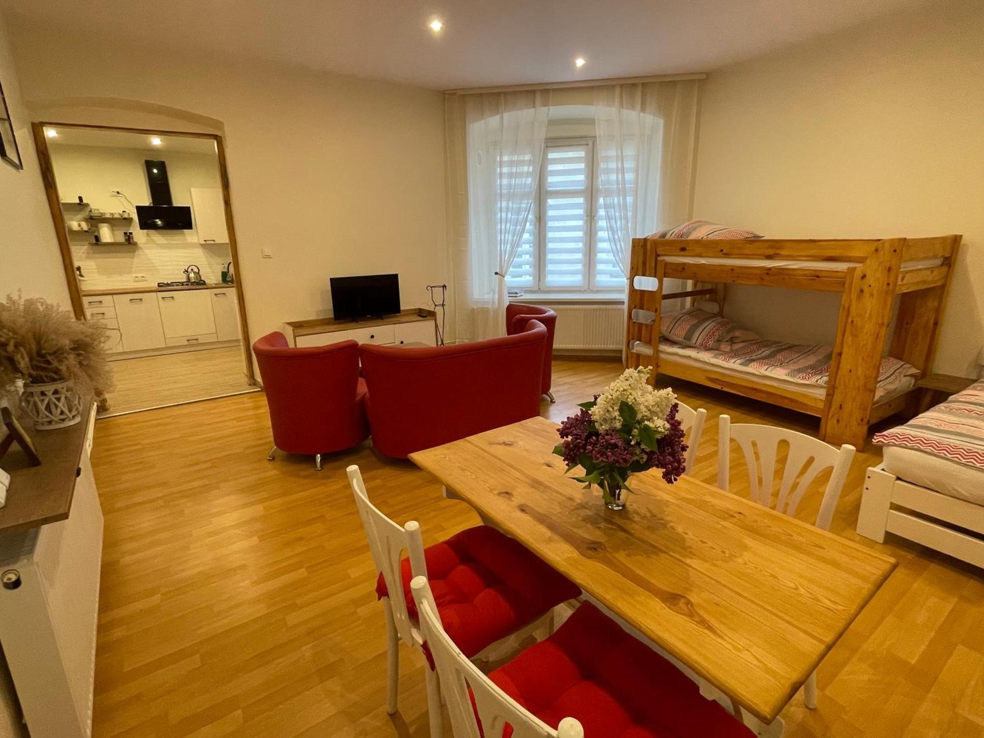 Apartamenty Przy Starym Miescie Çestohova Dış mekan fotoğraf